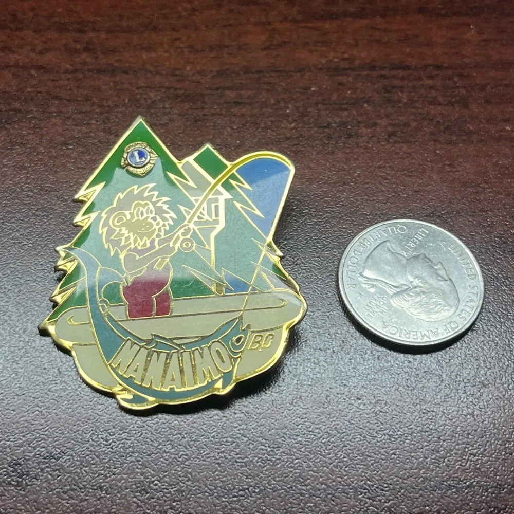 Lions Club Nanaimo British Columbia Canada Lapel Hat‎ Pin